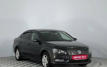 Volkswagen Passat B7, 2011 год, 950 000 рублей, 3 фотография