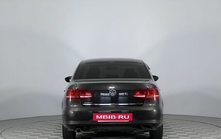 Volkswagen Passat B7, 2011 год, 950 000 рублей, 6 фотография