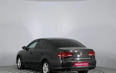 Volkswagen Passat B7, 2011 год, 950 000 рублей, 7 фотография