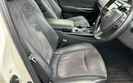 Toyota Crown, 2018 год, 1 769 000 рублей, 6 фотография