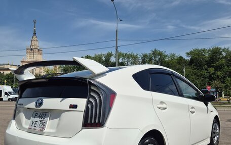 Toyota Prius, 2015 год, 1 150 000 рублей, 4 фотография