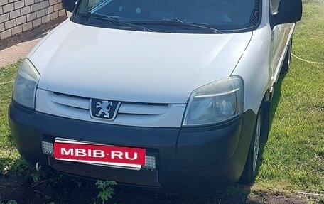 Peugeot Partner II рестайлинг 2, 2006 год, 350 000 рублей, 2 фотография