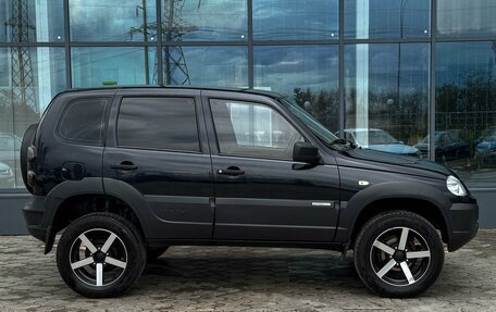 Chevrolet Niva I рестайлинг, 2015 год, 769 000 рублей, 5 фотография