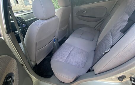 KIA Rio II, 2002 год, 285 000 рублей, 10 фотография
