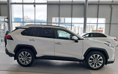 Toyota RAV4, 2020 год, 3 477 000 рублей, 4 фотография