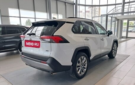 Toyota RAV4, 2020 год, 3 477 000 рублей, 5 фотография