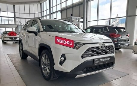Toyota RAV4, 2020 год, 3 477 000 рублей, 3 фотография