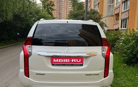 Mitsubishi Pajero Sport III рестайлинг, 2017 год, 2 810 000 рублей, 18 фотография