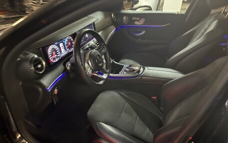 Mercedes-Benz E-Класс, 2018 год, 3 600 000 рублей, 16 фотография