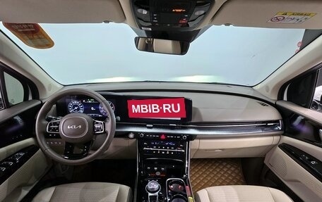 KIA Carnival, 2022 год, 4 200 111 рублей, 7 фотография