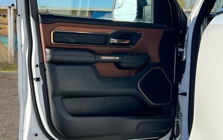 Rambler 1500, 2022 год, 8 250 000 рублей, 10 фотография