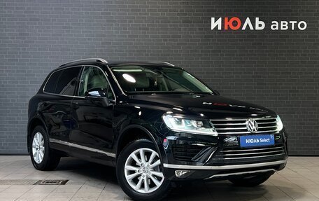 Volkswagen Touareg III, 2015 год, 3 090 000 рублей, 3 фотография