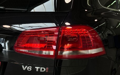 Volkswagen Touareg III, 2015 год, 3 090 000 рублей, 12 фотография