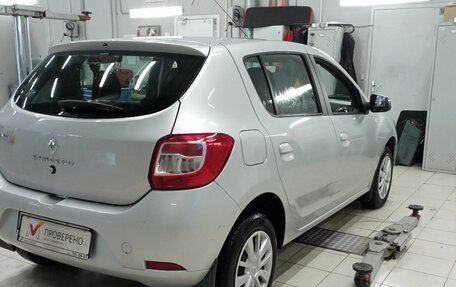 Renault Sandero II рестайлинг, 2018 год, 800 000 рублей, 3 фотография