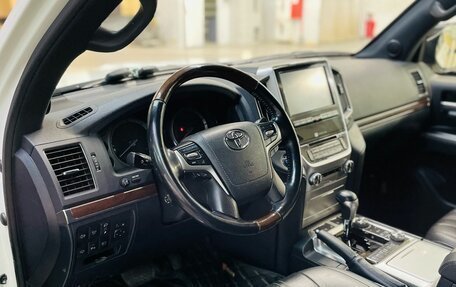 Toyota Land Cruiser 200, 2019 год, 7 960 000 рублей, 8 фотография