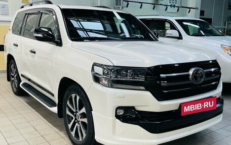 Toyota Land Cruiser 200, 2019 год, 7 960 000 рублей, 3 фотография