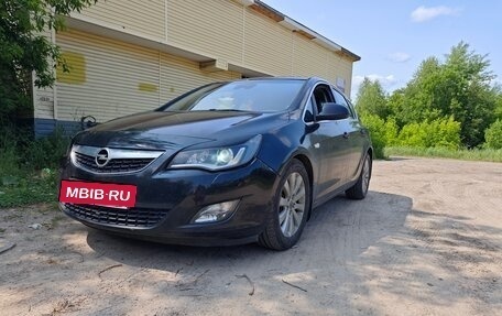 Opel Astra J, 2010 год, 750 000 рублей, 4 фотография