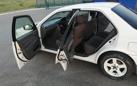 Toyota Carina, 2001 год, 400 000 рублей, 7 фотография