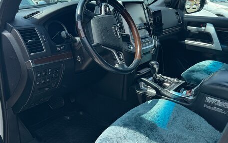 Toyota Land Cruiser 200, 2017 год, 6 500 000 рублей, 6 фотография