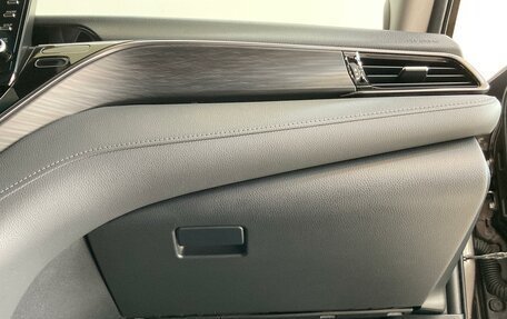 Toyota Camry, 2021 год, 3 200 000 рублей, 12 фотография