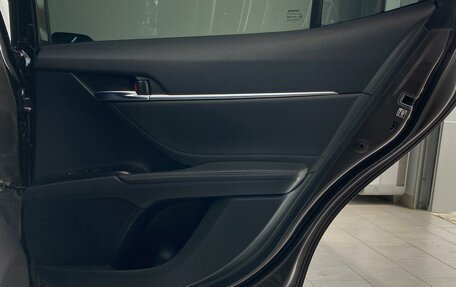 Toyota Camry, 2021 год, 3 200 000 рублей, 20 фотография