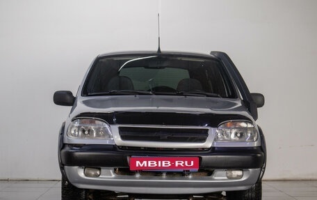 Chevrolet Niva I рестайлинг, 2005 год, 399 000 рублей, 1 фотография