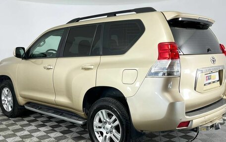 Toyota Land Cruiser Prado 150 рестайлинг 2, 2010 год, 2 229 064 рублей, 7 фотография