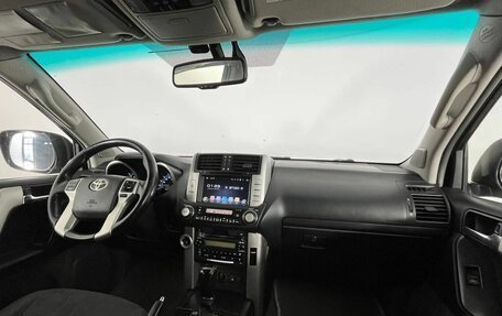 Toyota Land Cruiser Prado 150 рестайлинг 2, 2010 год, 2 229 064 рублей, 13 фотография