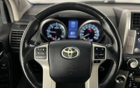 Toyota Land Cruiser Prado 150 рестайлинг 2, 2010 год, 2 229 064 рублей, 15 фотография