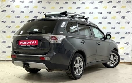 Mitsubishi Outlander III рестайлинг 3, 2014 год, 1 893 000 рублей, 5 фотография