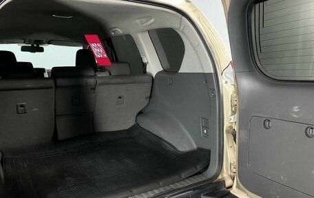 Toyota Land Cruiser Prado 150 рестайлинг 2, 2010 год, 2 229 064 рублей, 39 фотография