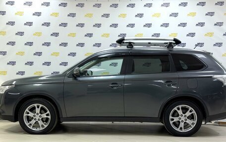 Mitsubishi Outlander III рестайлинг 3, 2014 год, 1 893 000 рублей, 8 фотография