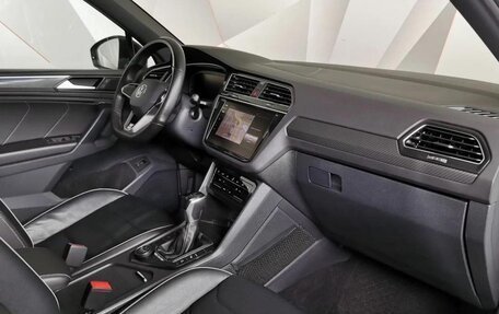 Volkswagen Tiguan II, 2021 год, 2 540 000 рублей, 12 фотография
