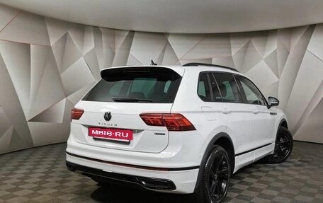 Volkswagen Tiguan II, 2021 год, 2 540 000 рублей, 9 фотография