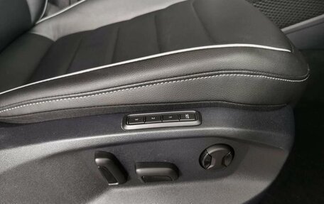Volkswagen Tiguan II, 2021 год, 2 540 000 рублей, 19 фотография