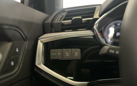 Audi Q3, 2024 год, 4 899 000 рублей, 22 фотография