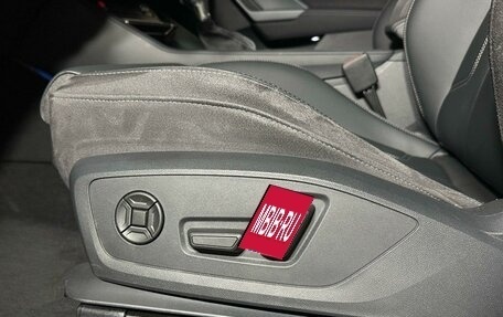 Audi Q3, 2024 год, 4 899 000 рублей, 26 фотография