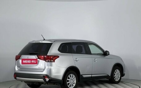 Mitsubishi Outlander III рестайлинг 3, 2016 год, 1 470 000 рублей, 5 фотография