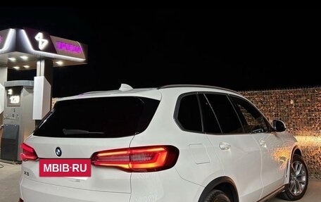 BMW X5, 2019 год, 5 900 000 рублей, 4 фотография