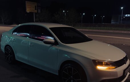 Volkswagen Jetta VI, 2012 год, 1 200 000 рублей, 14 фотография