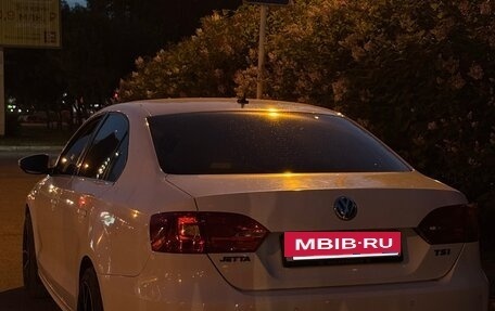 Volkswagen Jetta VI, 2012 год, 1 200 000 рублей, 8 фотография