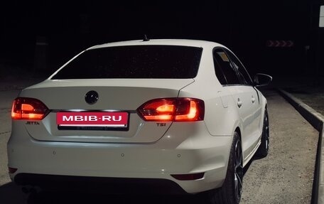 Volkswagen Jetta VI, 2012 год, 1 200 000 рублей, 20 фотография