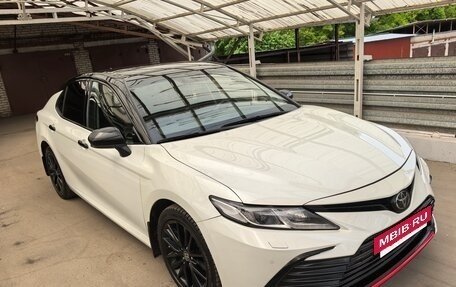 Toyota Camry, 2022 год, 3 250 000 рублей, 5 фотография