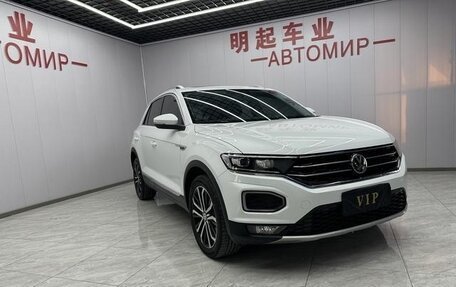 Volkswagen T-Roc I, 2022 год, 1 650 111 рублей, 3 фотография