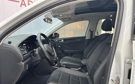 Volkswagen T-Roc I, 2022 год, 1 650 111 рублей, 6 фотография