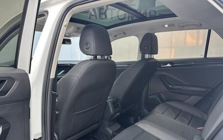 Volkswagen T-Roc I, 2022 год, 1 650 111 рублей, 8 фотография