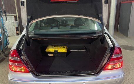 Mercedes-Benz E-Класс, 2002 год, 970 000 рублей, 5 фотография