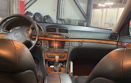 Mercedes-Benz E-Класс, 2002 год, 970 000 рублей, 6 фотография