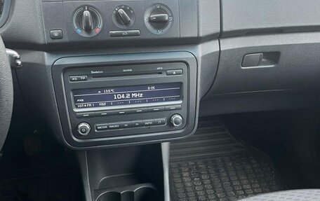 Skoda Fabia II, 2011 год, 579 000 рублей, 6 фотография