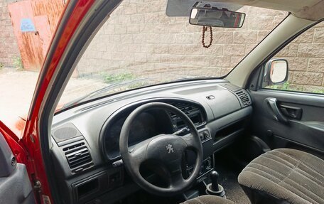 Peugeot Partner II рестайлинг 2, 2002 год, 130 000 рублей, 4 фотография